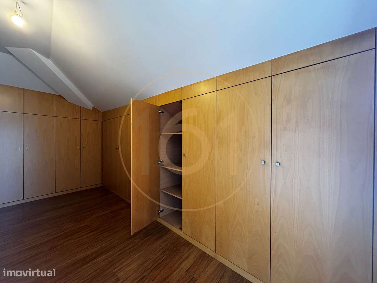 Apartamento T3+1 duplex com 2 terraços e varandas-20