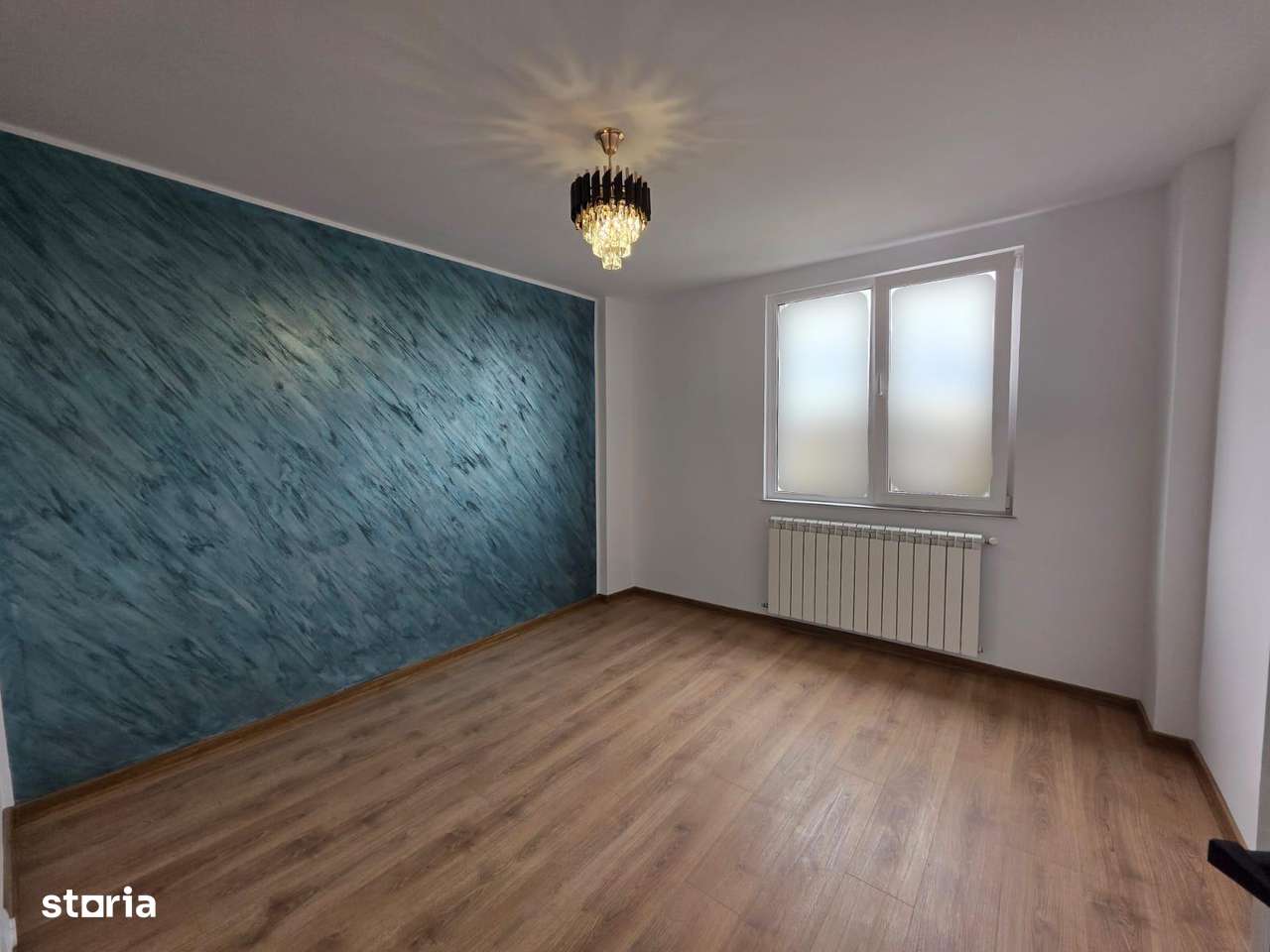 Apartament cu 3 camere, decomandat, renovat 2025, 2 băi-1