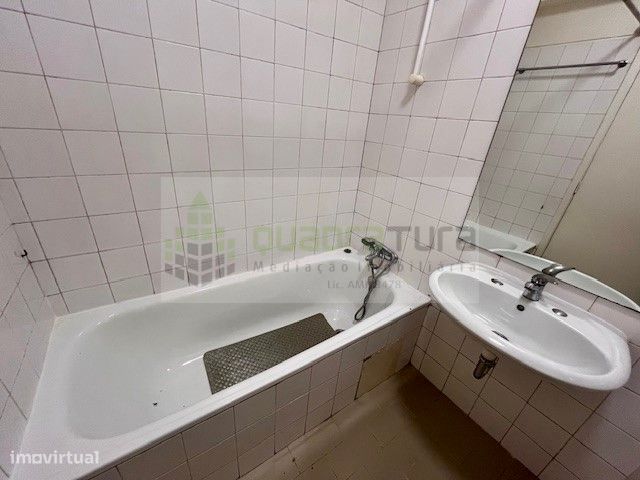 Apartamento T3 com Varanda e vistas desafogadas | Santa Luzia | Par...-16