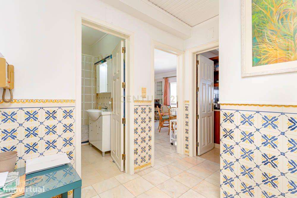 Apartamento T1 no Centro Histórico de Cascais com Vista Mar - Grande imagem: 4/28