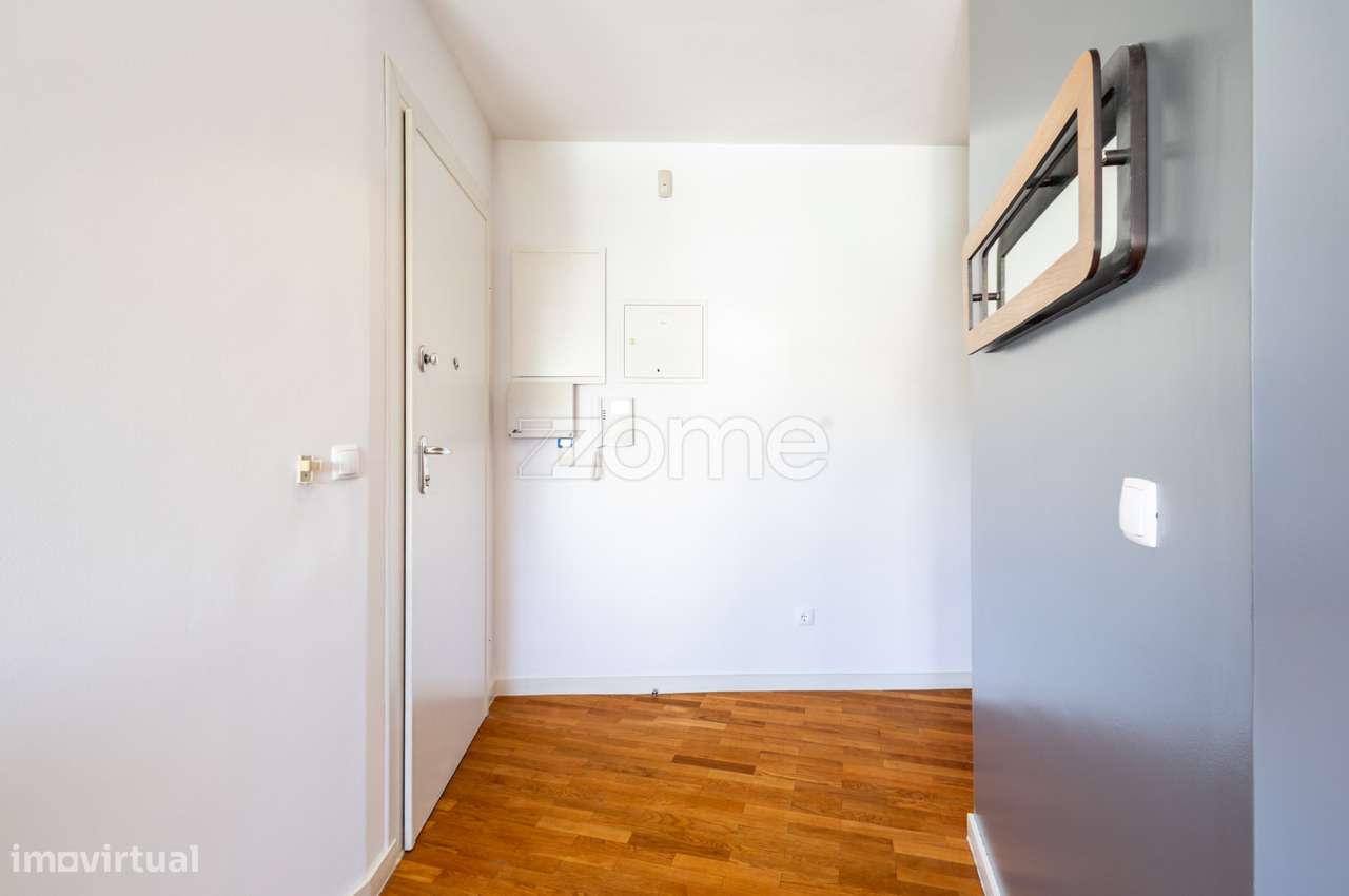 T1 Charmoso Próximo às Amoreiras com Estacionamento-16