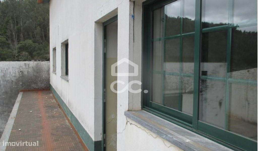 Armazem em Alvaiazere ( antigo lagar)-8