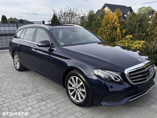 Mercedes-Benz Klasa E 220 d T 9G-TRONIC Exclusive - 7