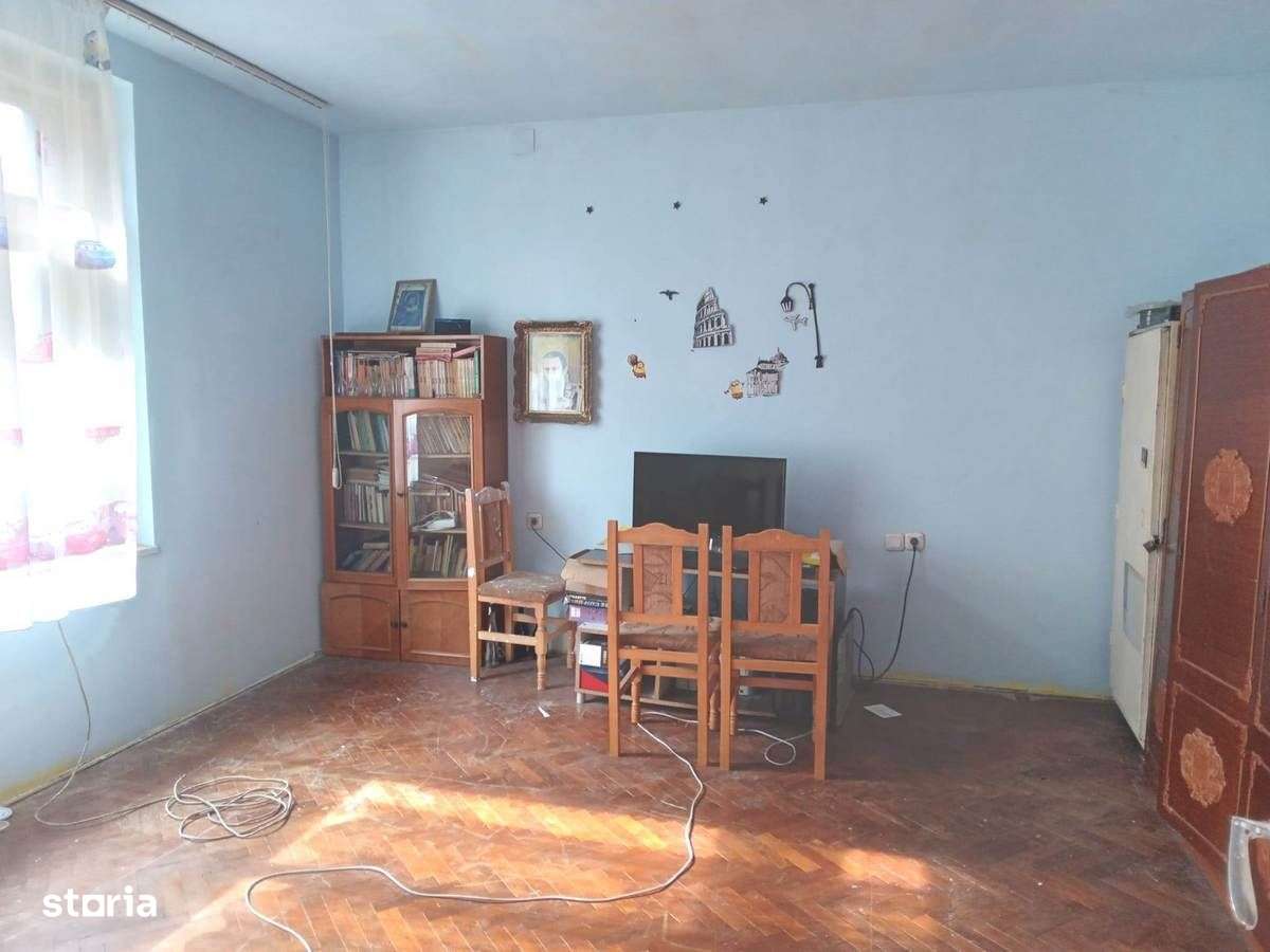 Apartament la casa etaj 1 zona Soseaua Alba-Iulia - Imagine principală: 4/8