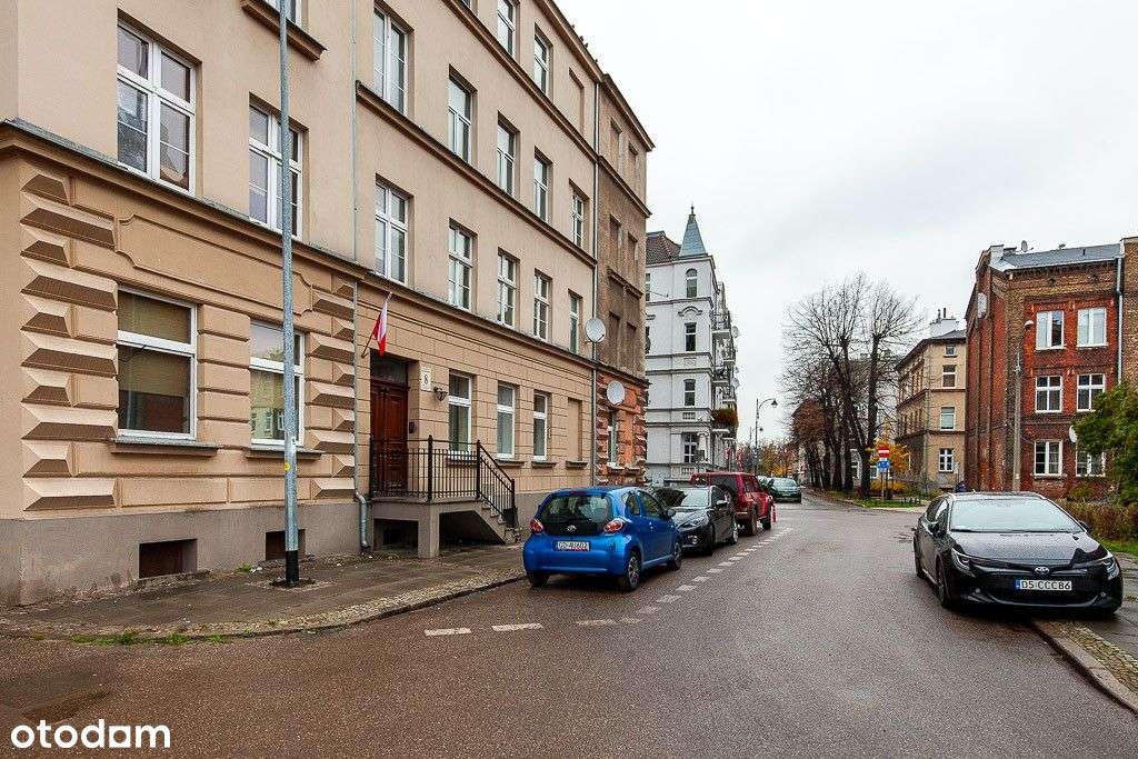 Wyjątkowe 3-pokojowe mieszkanie przy Motławie.-16