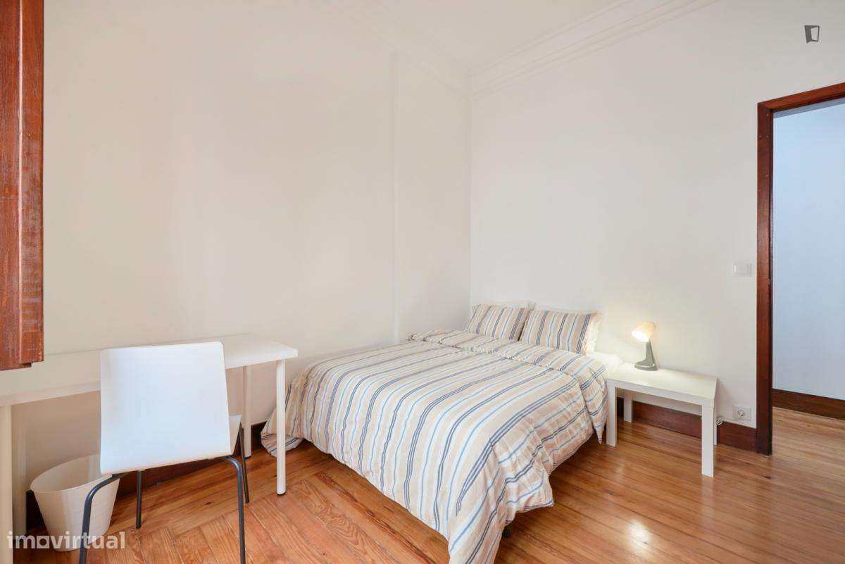 Quarto - localizado em Saldanha Lisbon - Grande imagem: 3/12