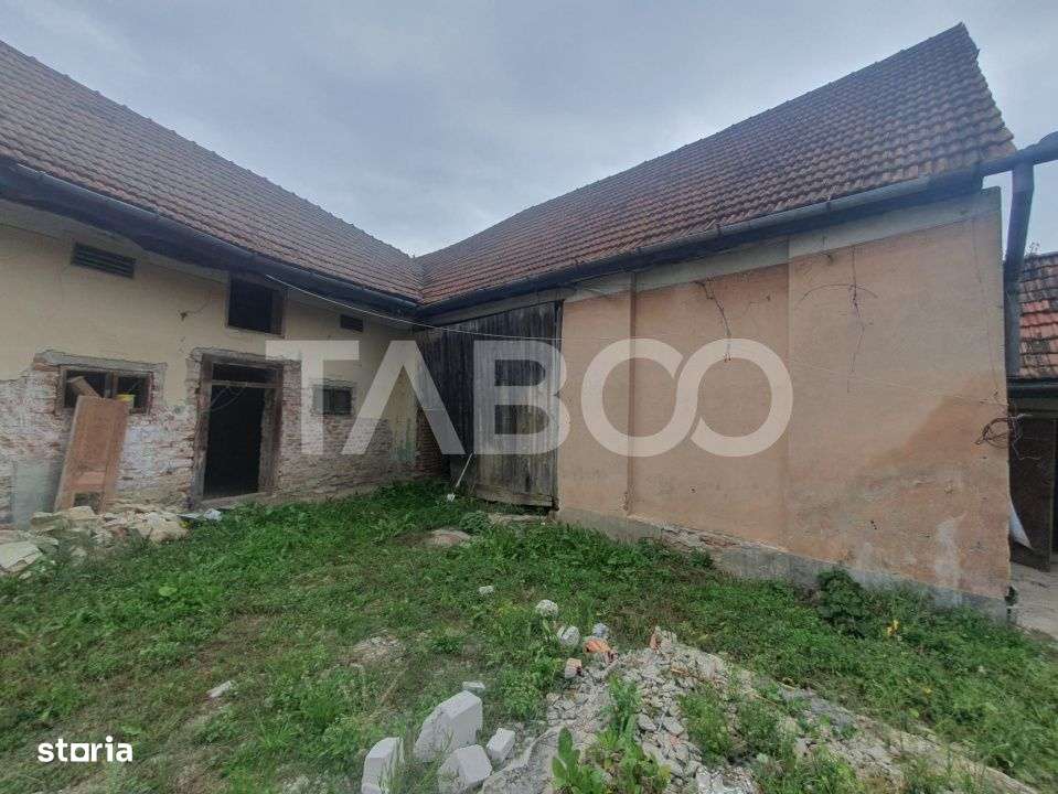 Casa de vanzare in Grid 87 mp utili + anexe beci si sura - Imagine principală: 2/5