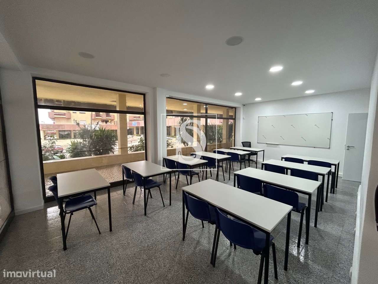 Loja Renovada no Loreto – Coimbra | 70,75 m² - Grande imagem: 2/10