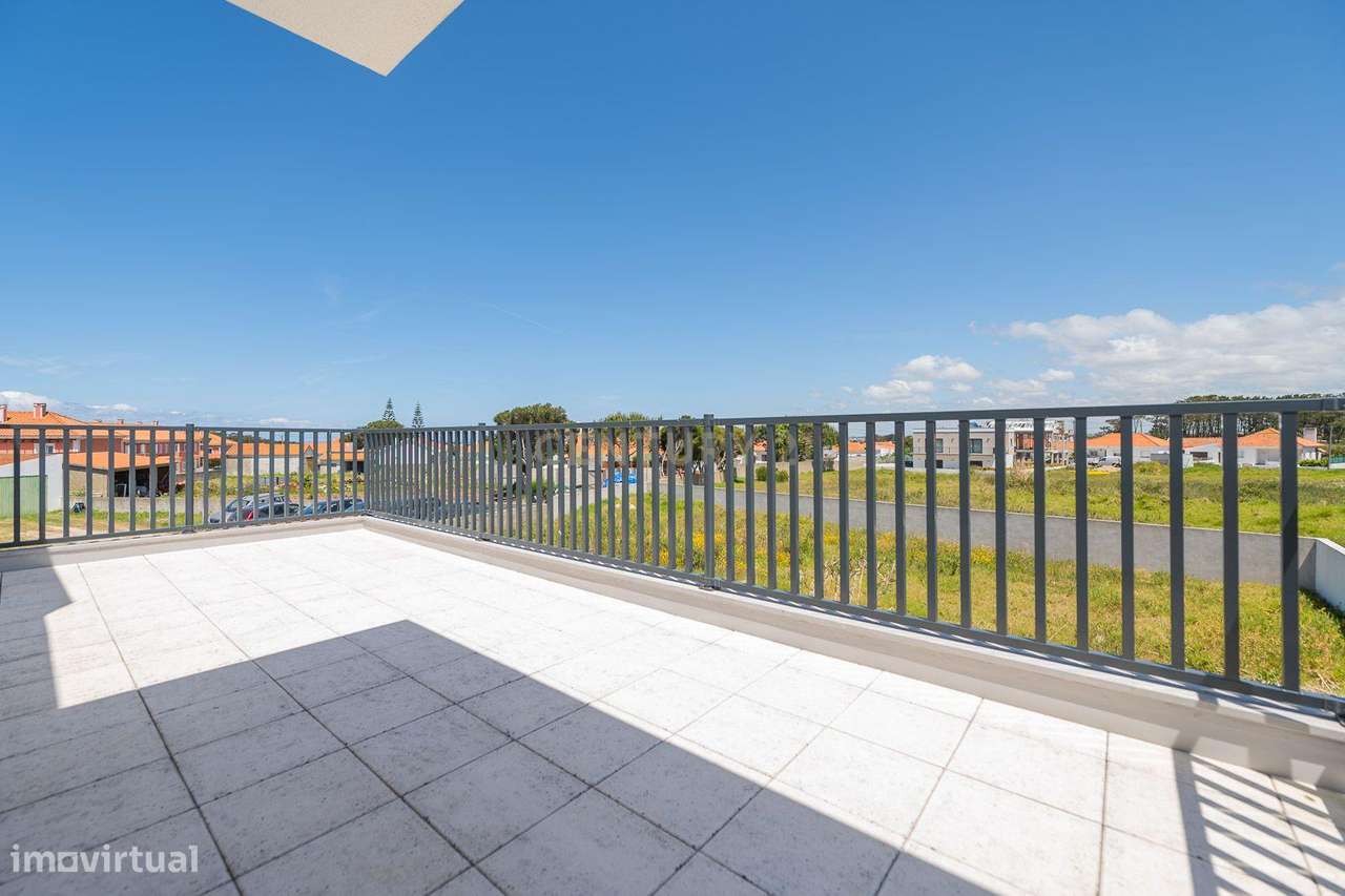 Sintra - Bolembre , moradia T4 nova, construção moderna e linhas conte-33