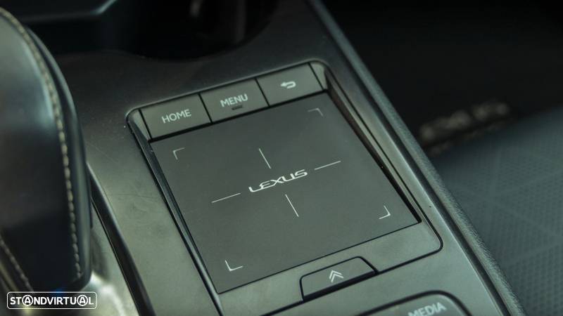 Lexus UX 300e Premium+TAE - 31