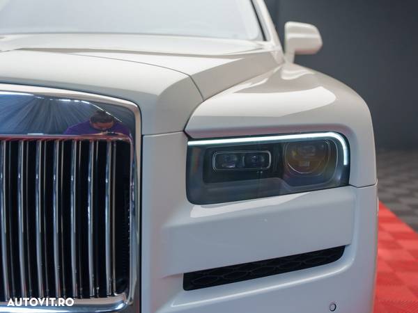 Rolls-Royce Cullinan - 10