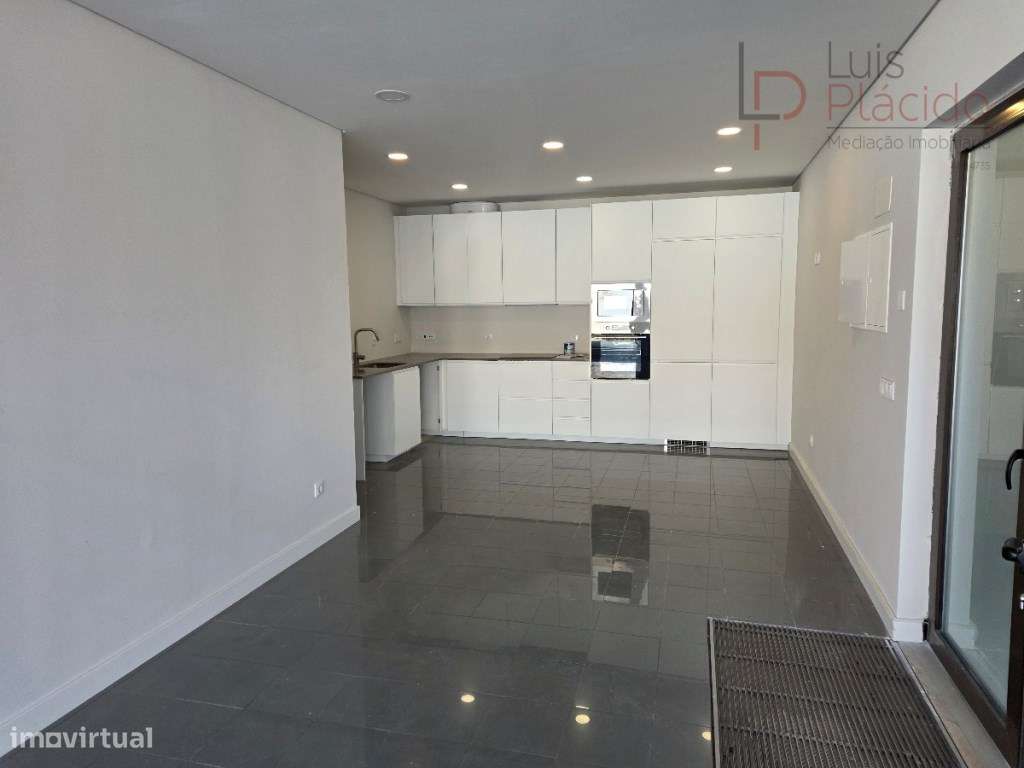 Apartamento T2 | Centro da Cidade de Sines-5