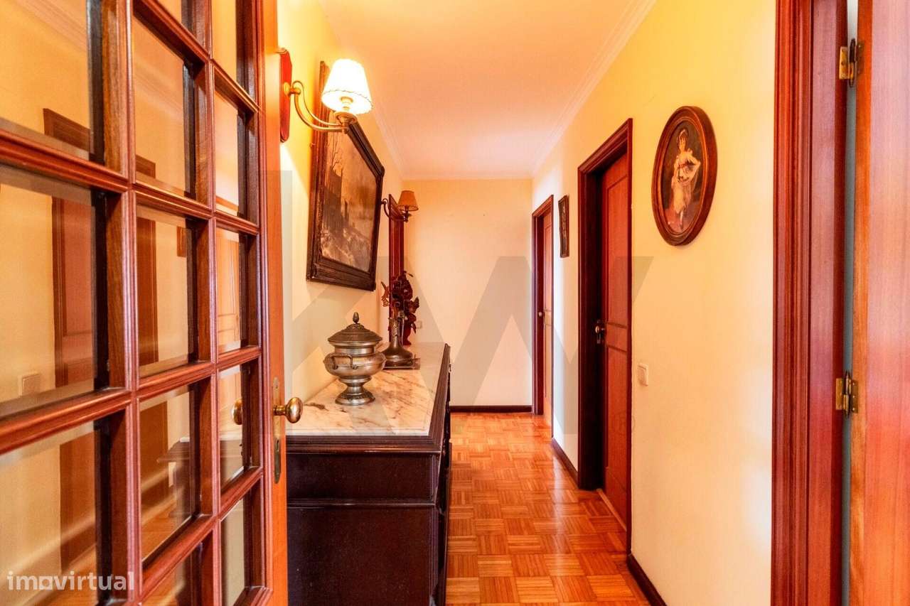 T3 c/ 127m2 Privativos e 101m2 de Terraços (Box + Lugar) | Santa Marin-8