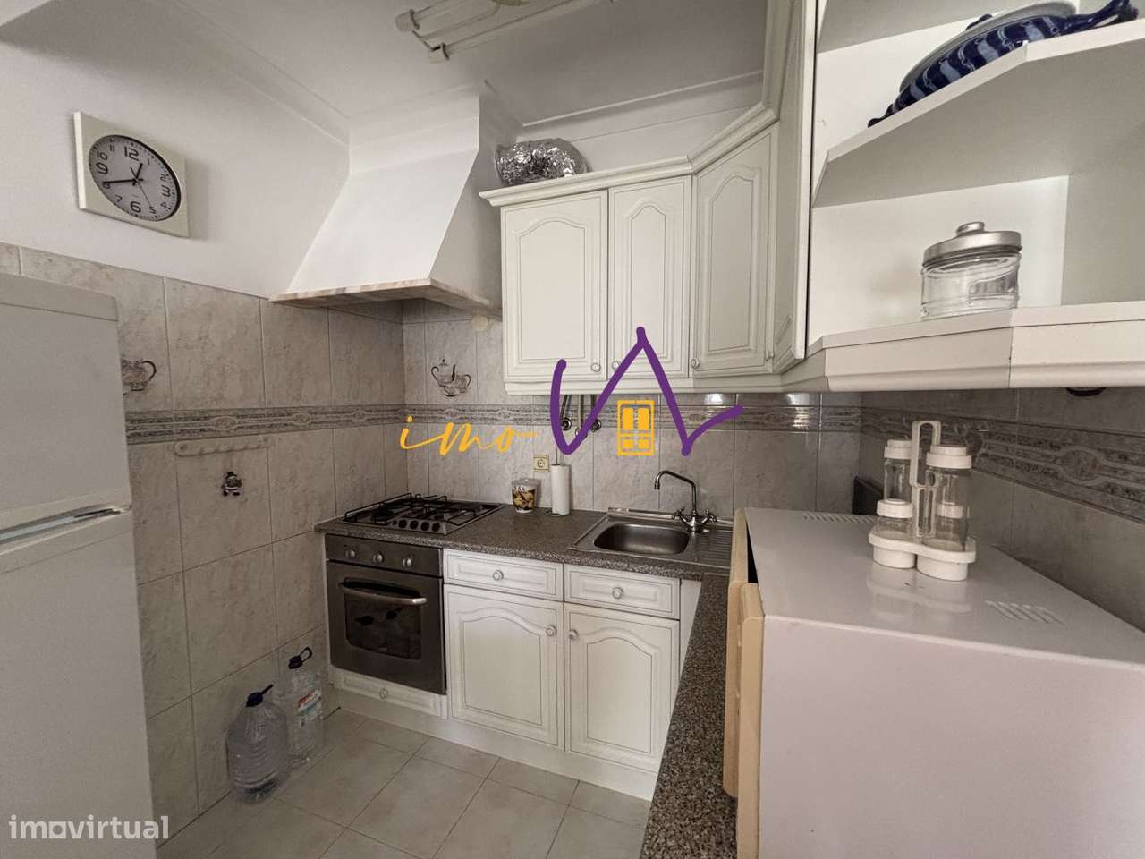 Apartamento T2 com parqueamento em Armação de Pêra-3