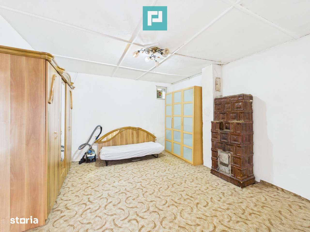 Casă cu 7 camere, teren generos in  Vladimirescu - Imagine principală: 3/9