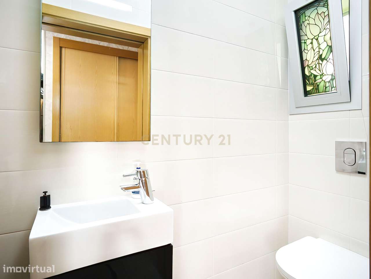 Moradia T4  como nova com Piscina  e vista serra dos Candeiros-23