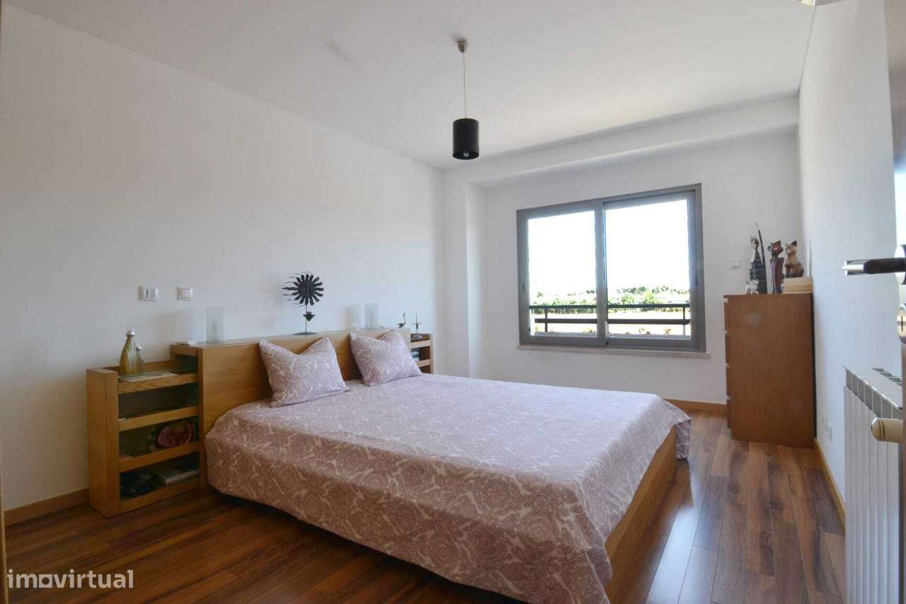 Moradia em condomínio com piscina - Alcochete-21