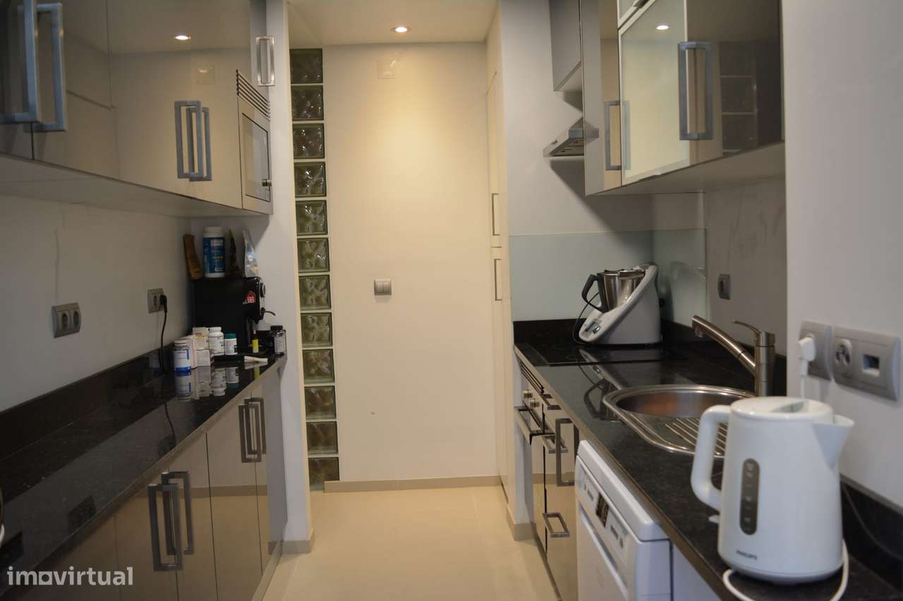 T1 bem remodelado excelente localização para viver ou investir-5