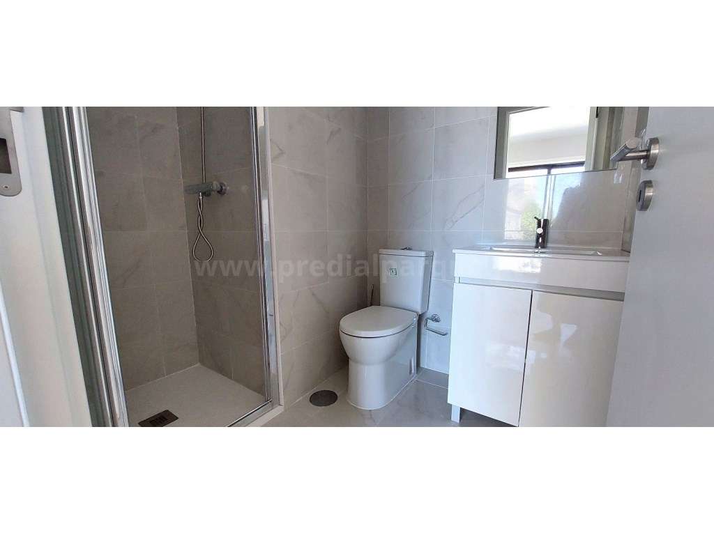 Apartamento T2 totalmente renovado, Aldoar - Grande imagem: 5/20