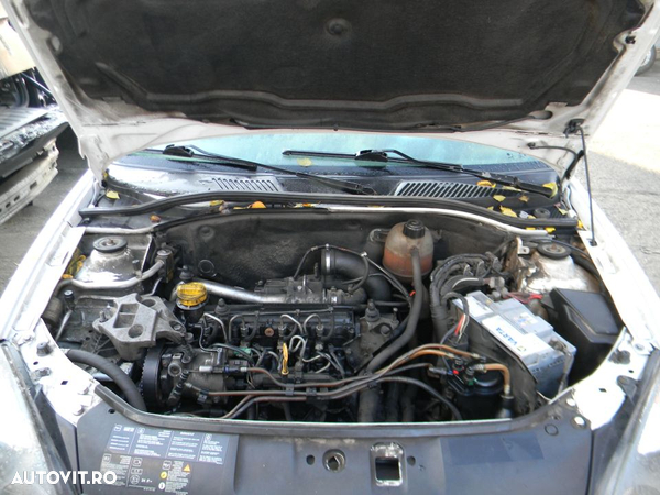 Dezmembrari  Renault CLIO 2 / SYMBOL 1  1998  > 2008 1.5 dCi (B/CB07) - 8