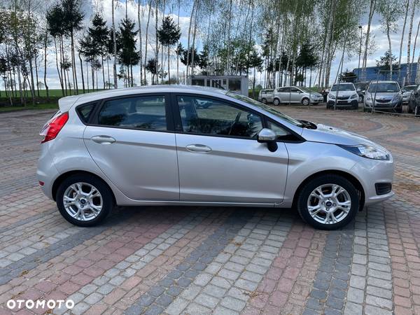 Ford Fiesta 1.25 Champions Edition - 17