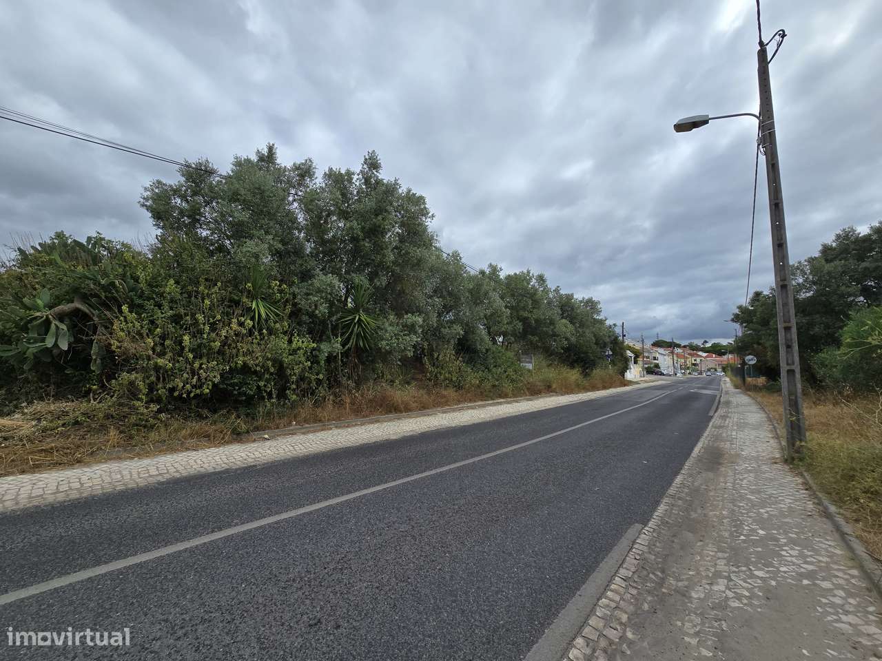 Terreno urbano sobreda - Grande imagem: 5/6