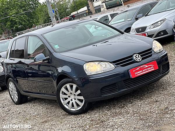 Volkswagen Golf 1.9 TDI Comfortline DSG - 4