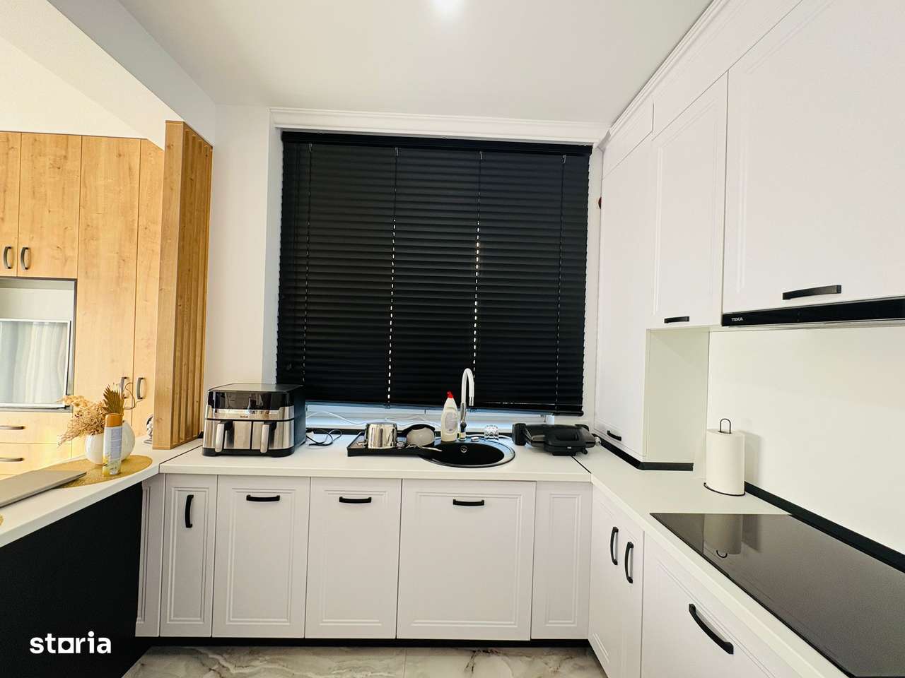 Ap nou, mobilat si utilit, 2 camere si balcon mare - Imagine principală: 5/19