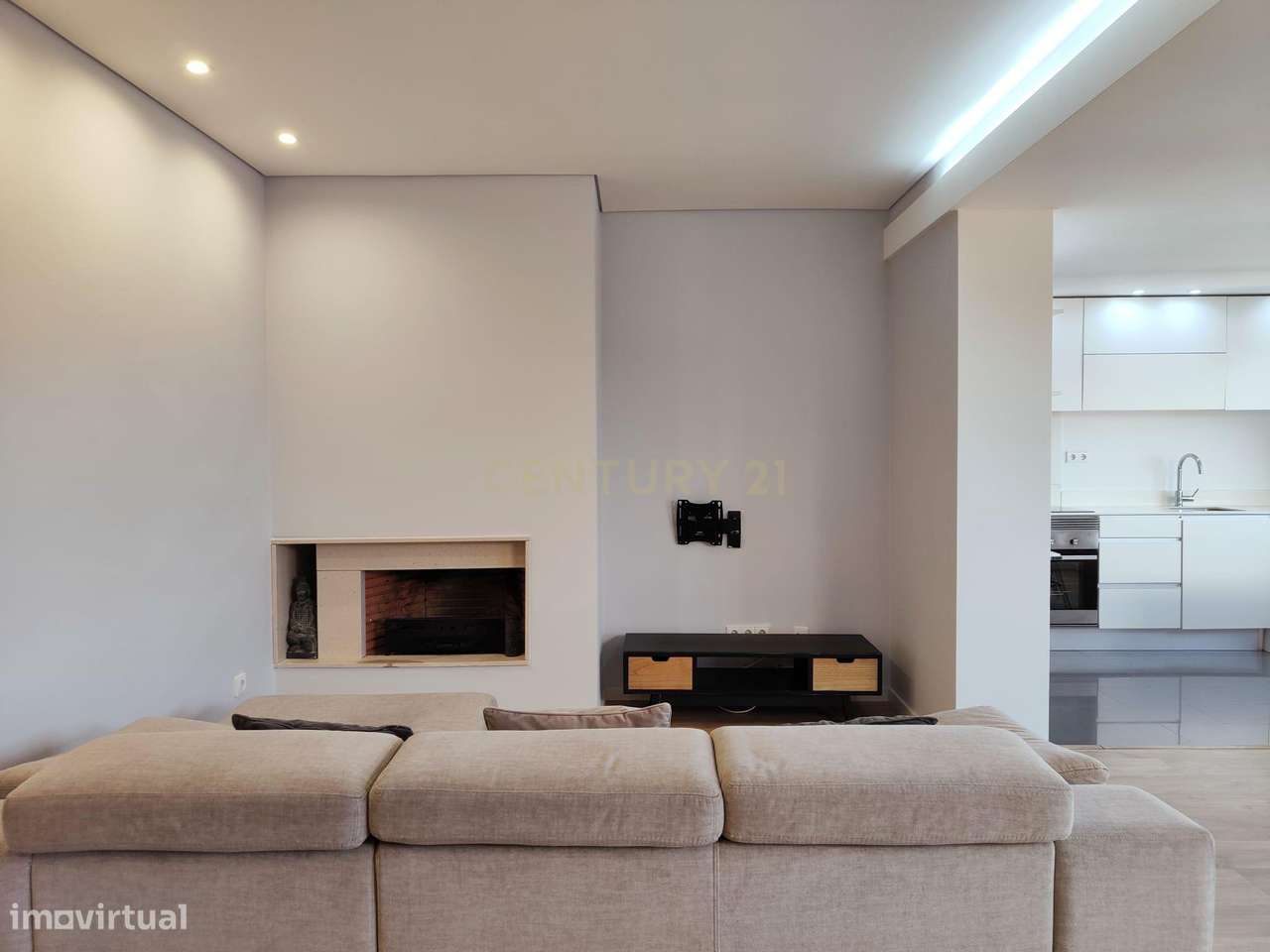 Apartamento T2 com deslumbrante terraço em zona residencial tranquila - Grande imagem: 4/41