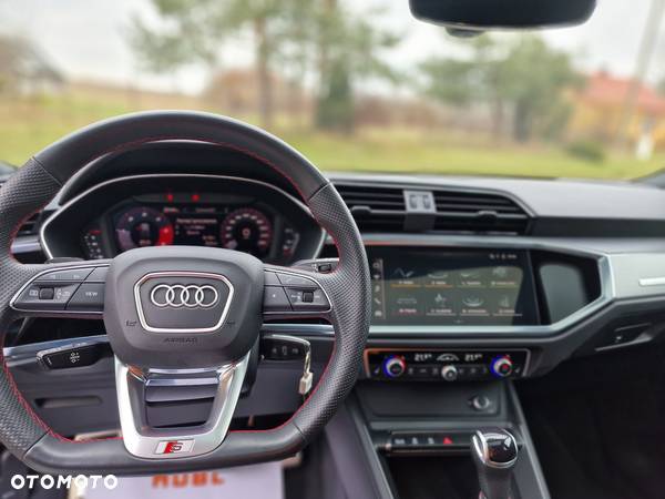 Audi Q3 40 TDI Quattro S Line S tronic - 24