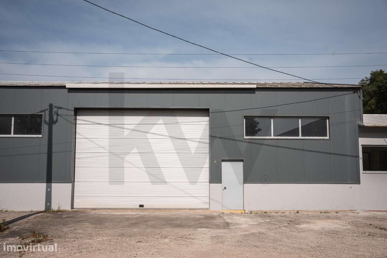 ARMAZÉM COM ESCRITÓRIO EM VILAR DO PARAÍSO (V. N. GAIA) - Grande imagem: 5/25