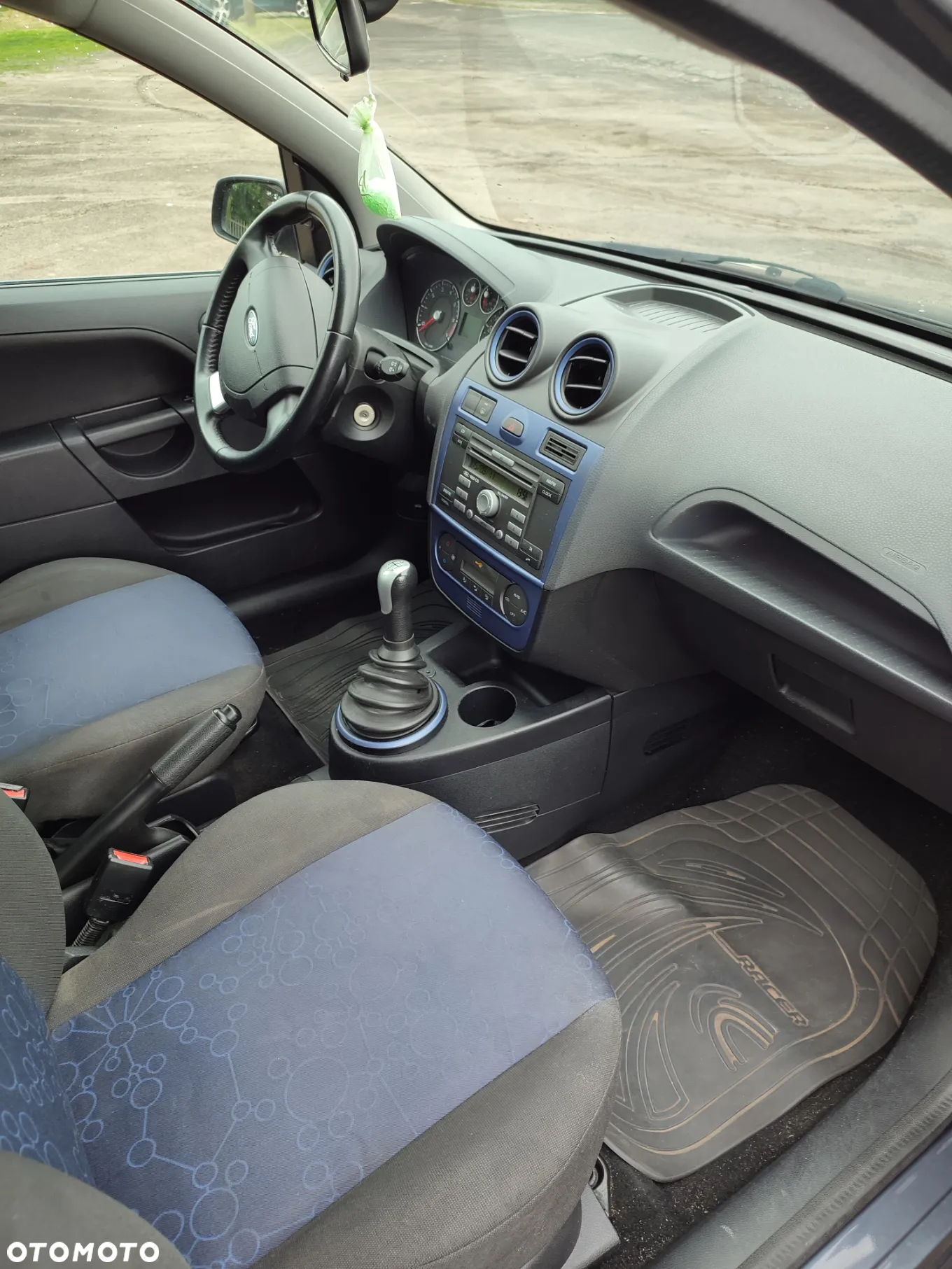 Ford Fiesta 1.6 Trend - 7
