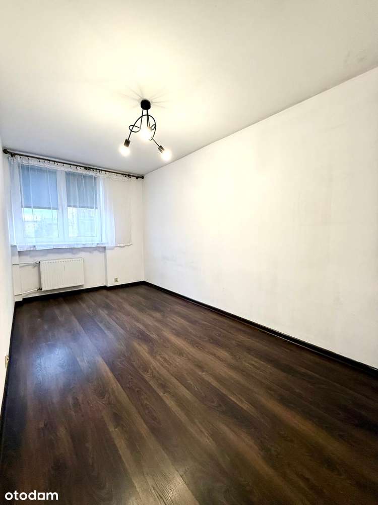 Szukasz przestrzeni? 4 pokoje, balkon, garderoba - gotowe do wejścia!-11