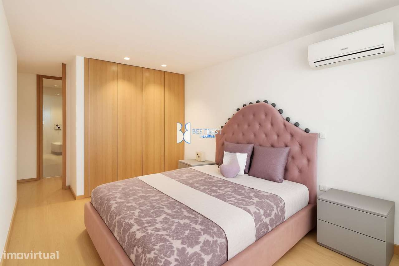 EXCELENTE T3, VARANDAS, TERRAÇOS E GARAGEM DUPLA–CALENDÁRIO,FAMALI-17