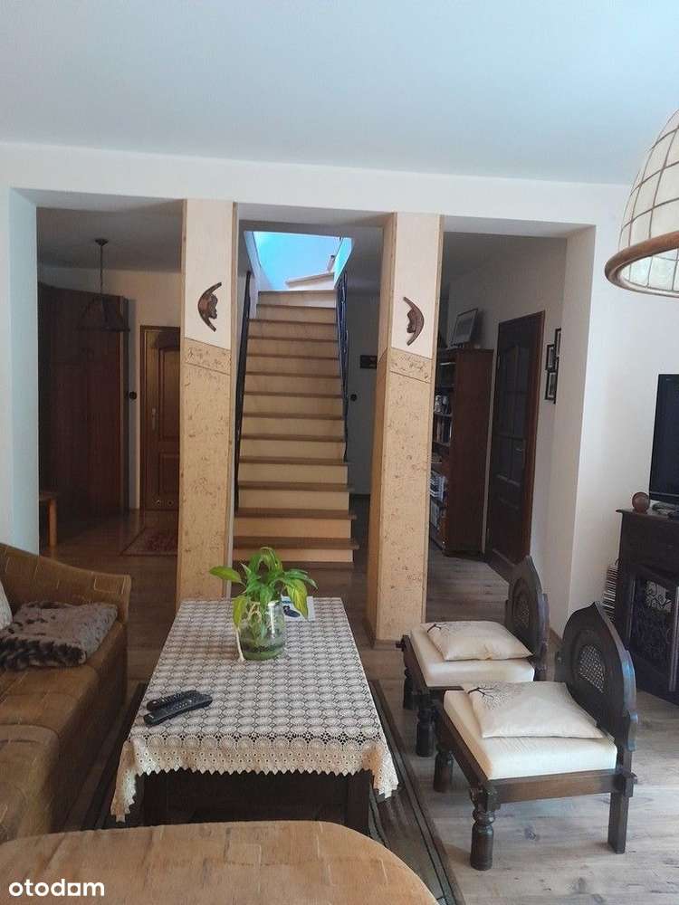 Różany Potok - dom w atrakcyjnym położeniu-3