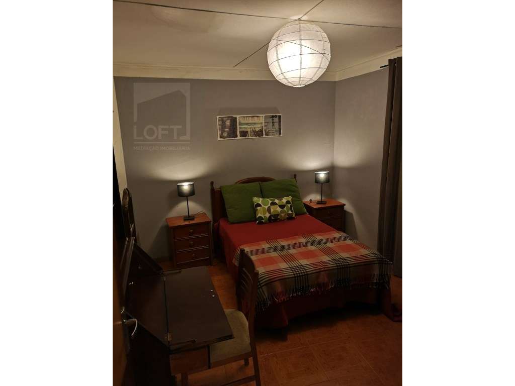 Condomínio com 6 Moradias V2 /V3 Mobiladas e Equipadas-37