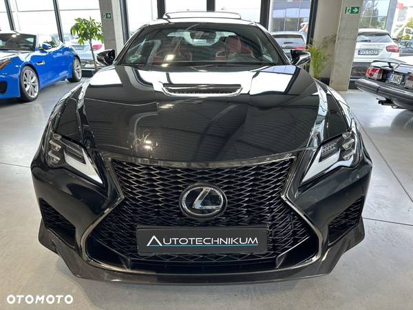 Lexus RC F Carbon - 4