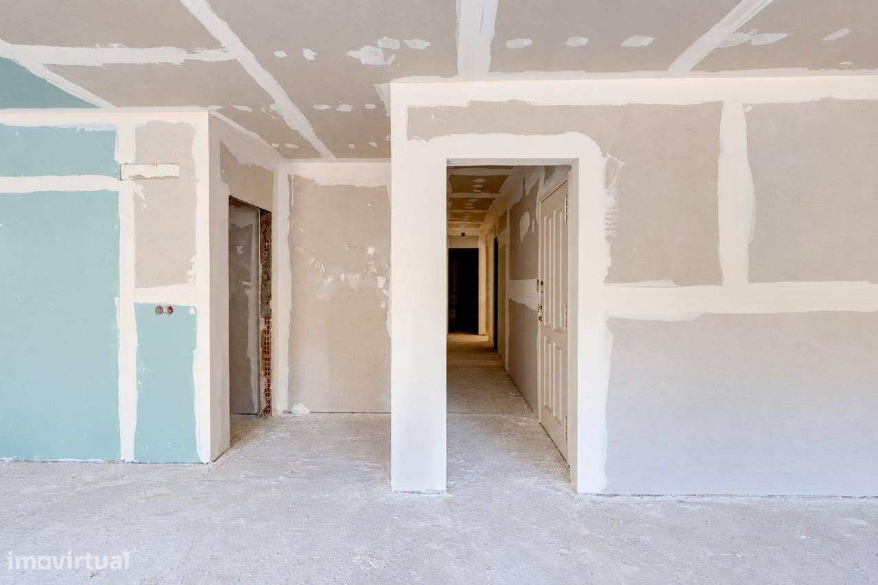 T3 + Sótão | Av. Liberdade, Braga | Remodelação em fase de...-14