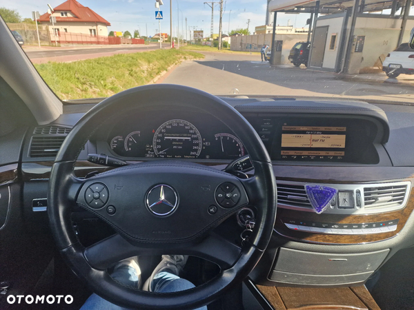 Mercedes-Benz Klasa S 350 CDI DPF 7G-TRONIC BlueEFFICIENCY - 2