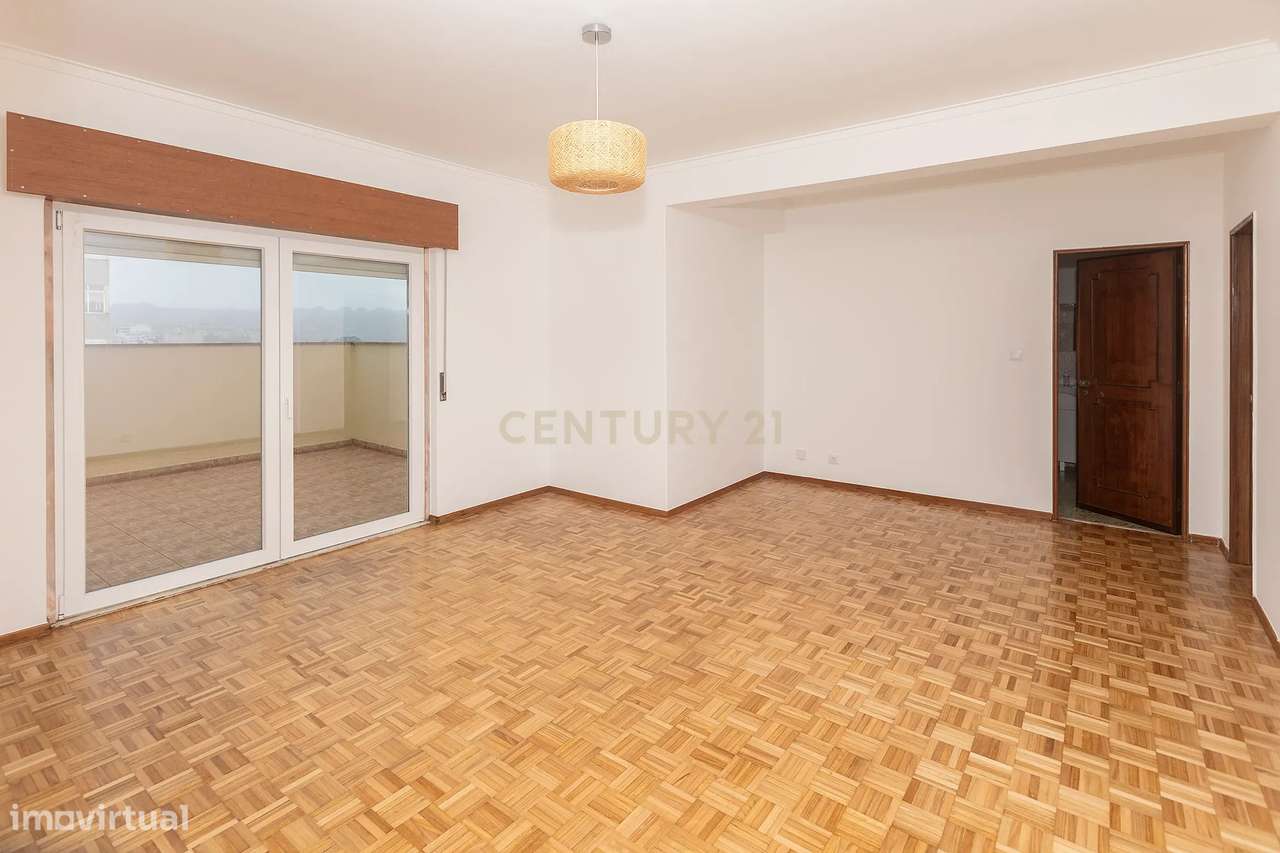 Apartamento T1  - Arrendamento  (Junto às Portas de Benfica) - Grande imagem: 4/22