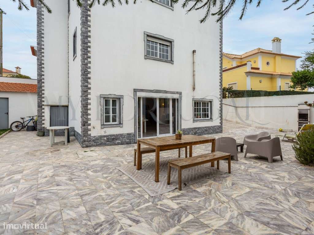 Moradia T4+1 em Ribamar: Onde o Mar e o Conforto se Encontram-36