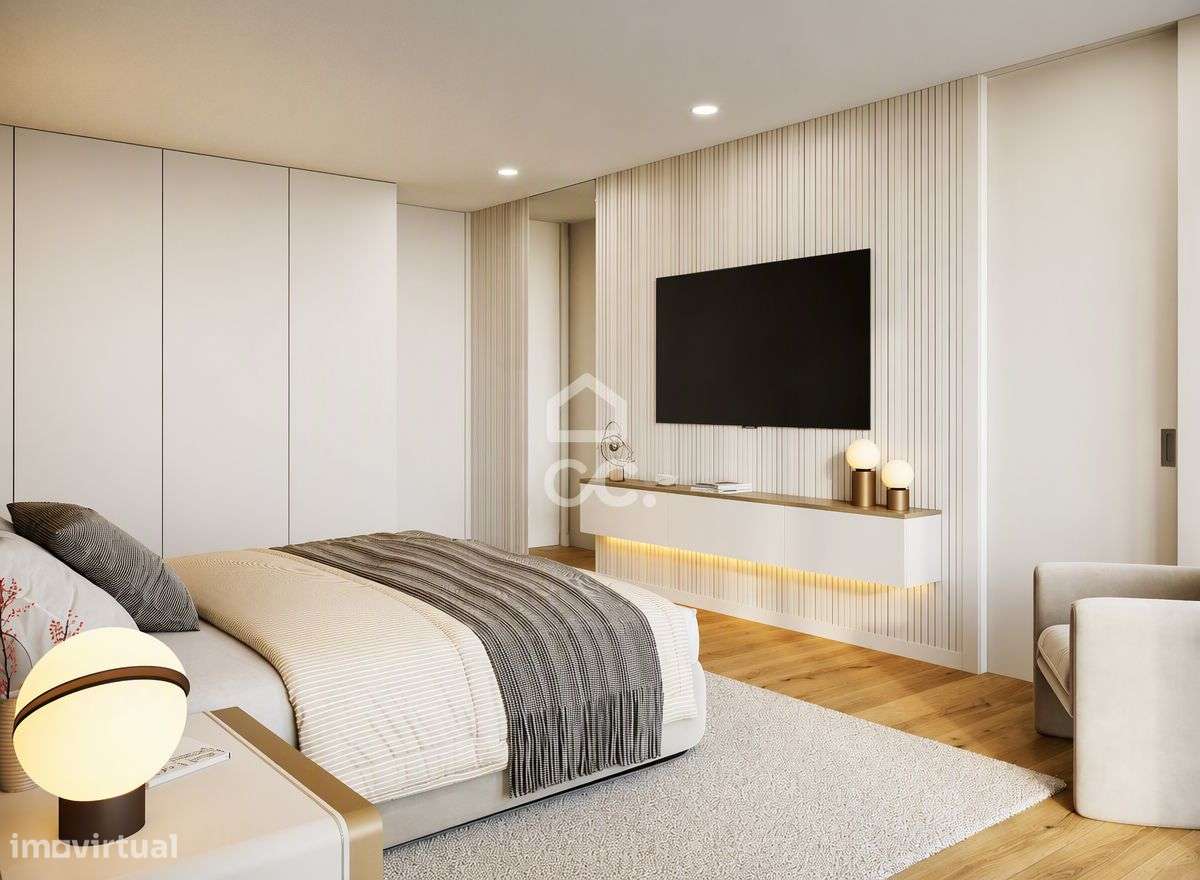 Moradia T3+1 nova, com jardim e terraço, em condomínio privativo com p-30