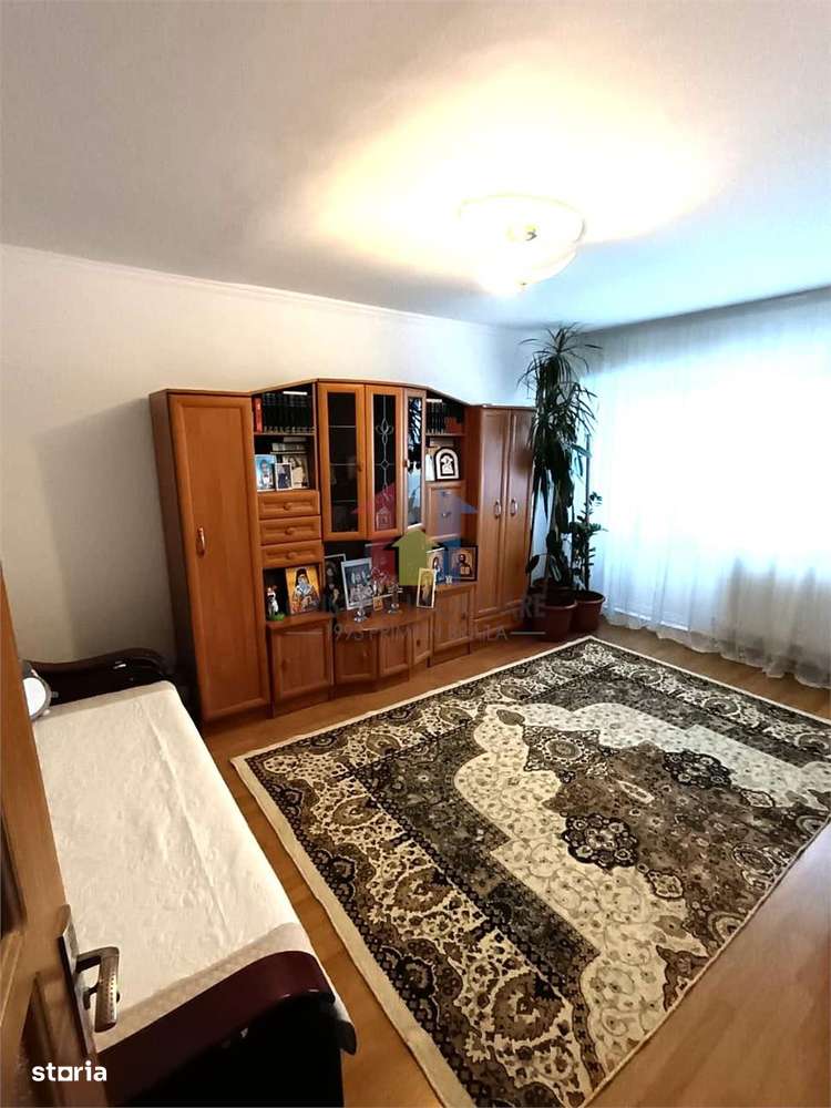 INTRETINUT! Ap 2 camere Decomandat etaj 4, zona Obor — fotografia 1