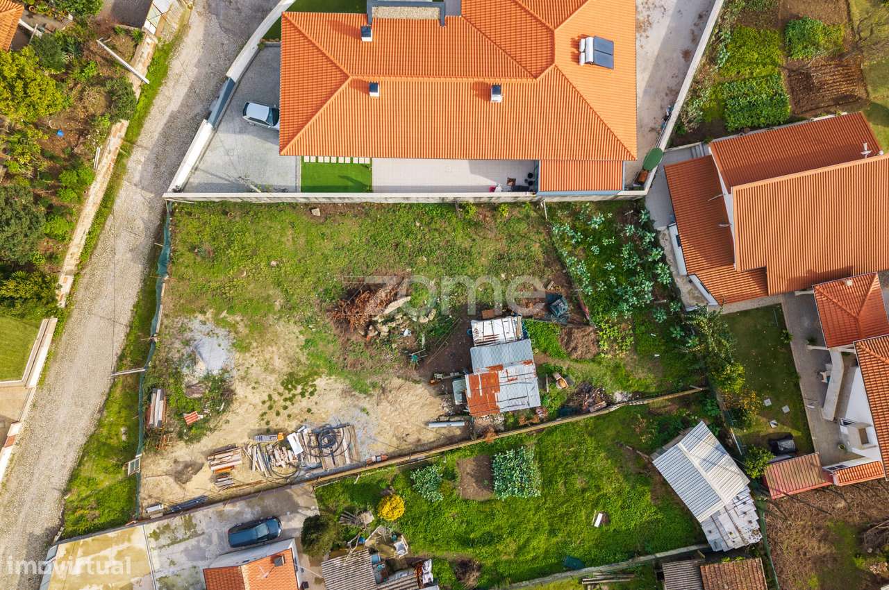Terreno com projeto aprovado em Selho São Jorge, Guimarães - Grande imagem: 3/7