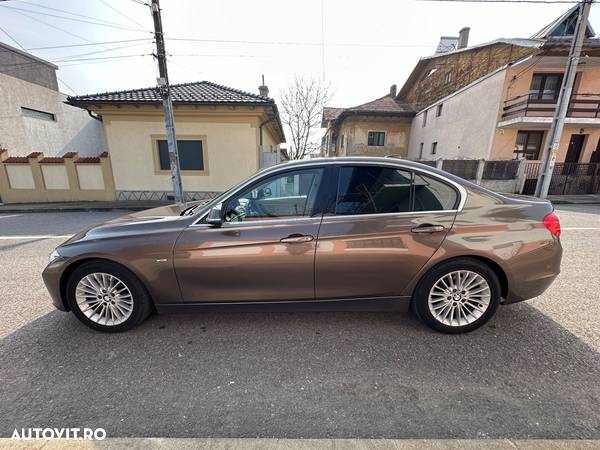 BMW Seria 3 318d - 13