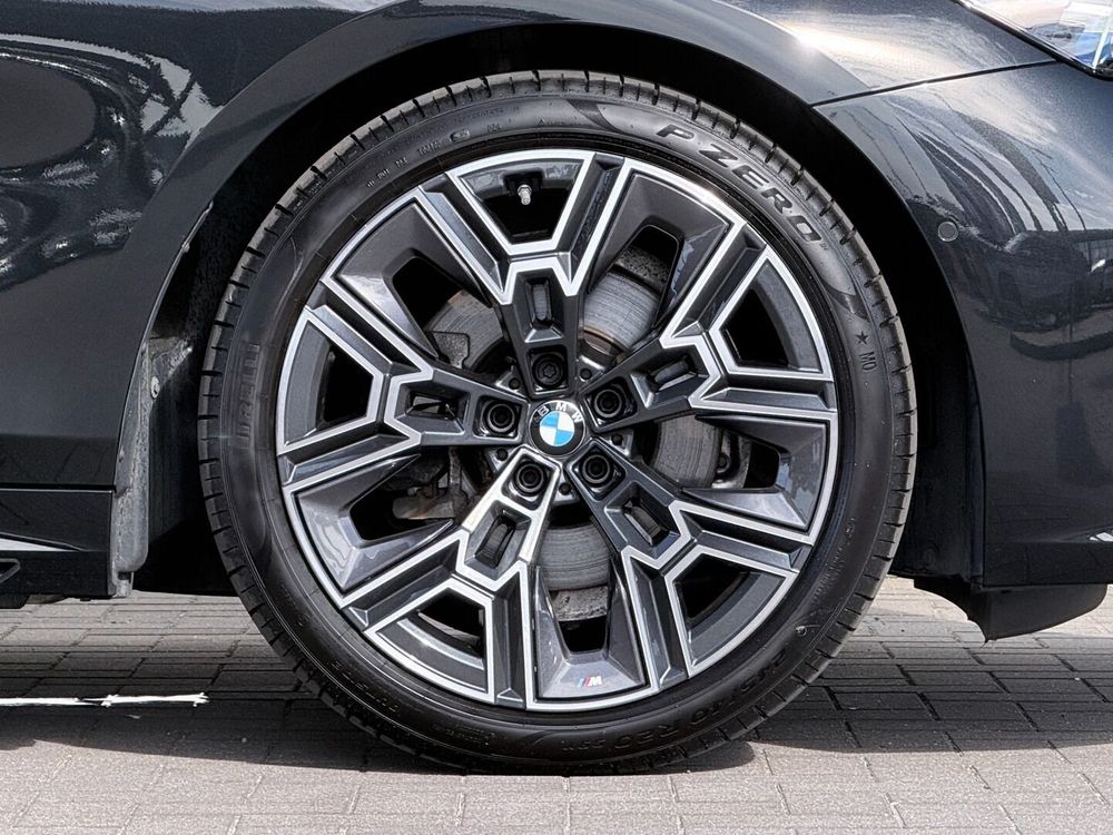 BMW Seria-5 520I MHEV 2025 — zdjęcie 5