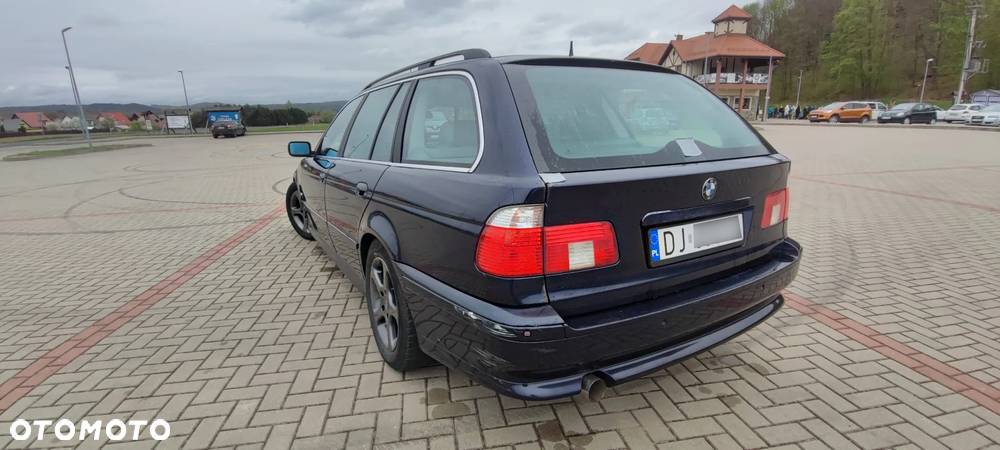 BMW Seria 5 525i - 10