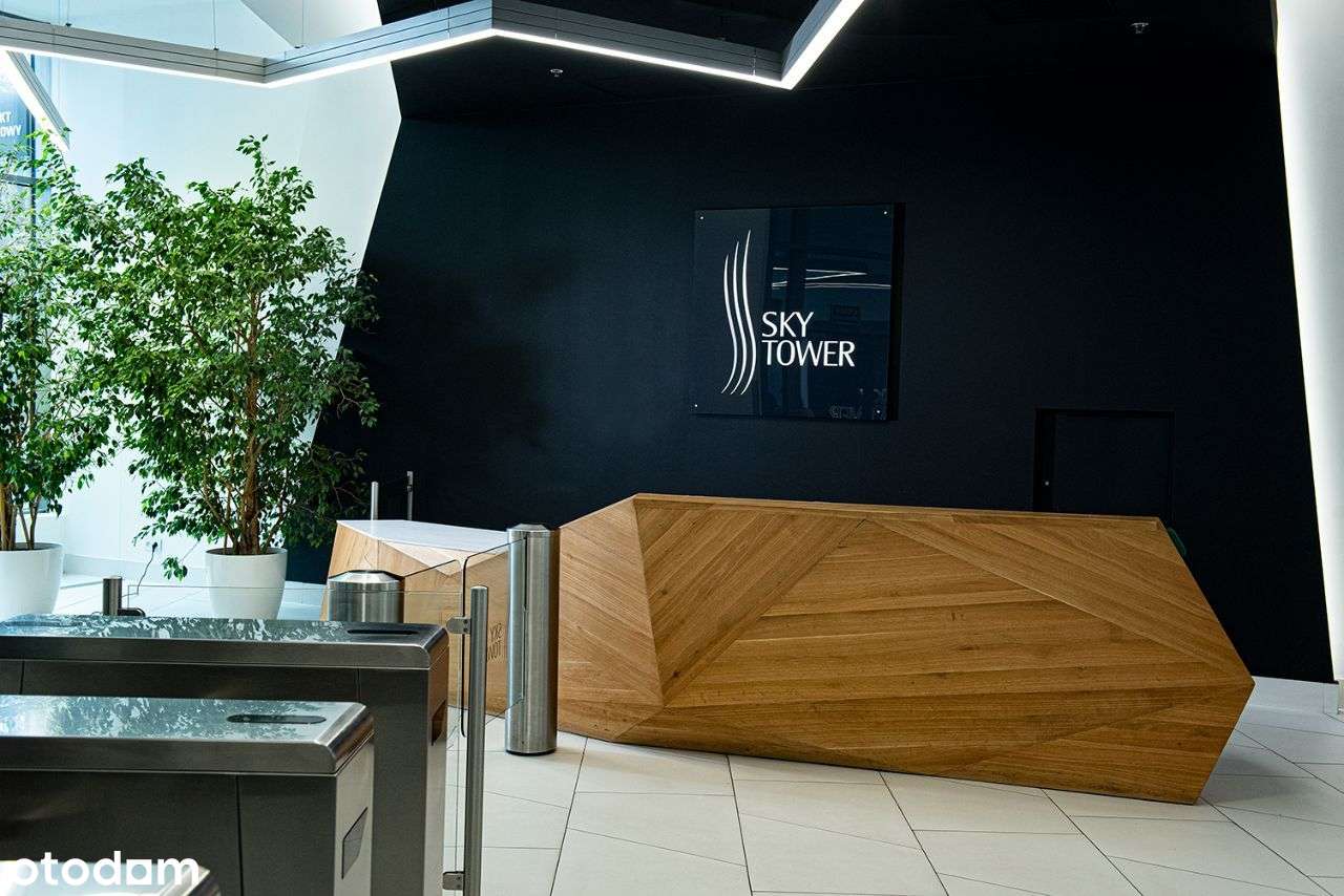 Biuro ok. 170 m² w Sky Tower z widokiem na miasto - Pełny obrazek: 2/15