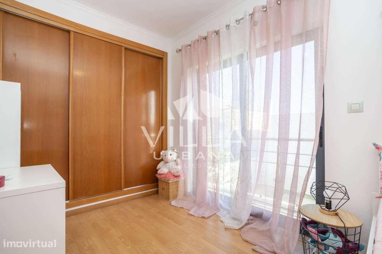Moradia T3+1 Isolada com Jardim e Excelentes Áreas | Quinta do Anjo-42