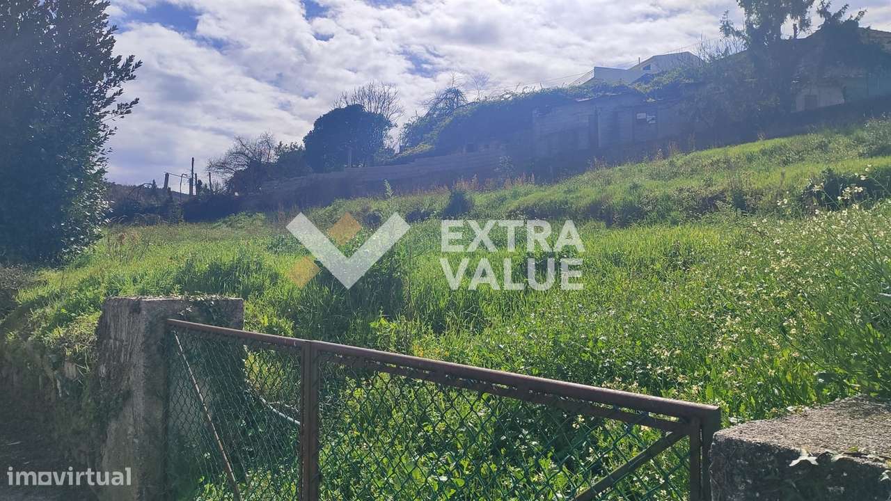 Lote de Terreno  Venda em Nogueira, Fraião e Lamaçães,Braga-9